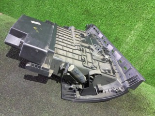 бардачок, Renault Megane 2008-2014