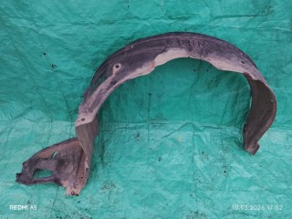 Подкрылок Toyota Corolla Runx 2002-2004