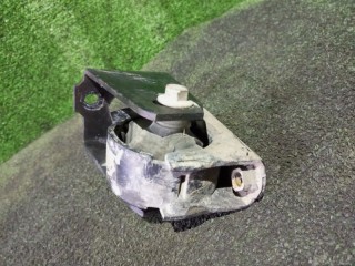 подушка двигателя, ориг. номер 12311-21010, 12361-21020, Toyota Corolla Runx 2002-2004