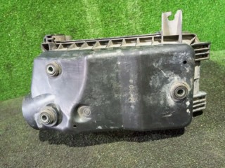 корпус воздушного фильтра, Toyota Corolla Runx 2002-2004