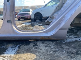 порог, Toyota Corolla Runx 2002-2004
