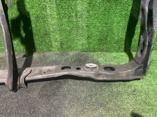 рамка радиатора, ориг. номер 53201-02906, Toyota Corolla 2016-2019