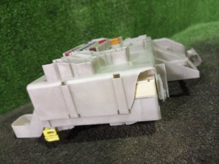 блок предохранителей, ориг. номер 8273060110, Toyota Land Cruiser Prado 2002-2007