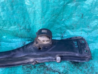 балка подвески, Toyota Caldina 1992-2002