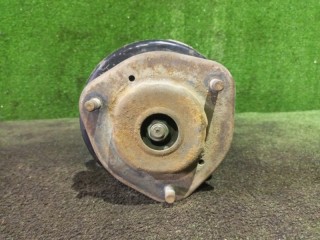 стойка подвески, Toyota Ipsum 1996-1998