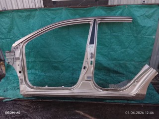 порог, Toyota Corolla Axio 2006-2010
