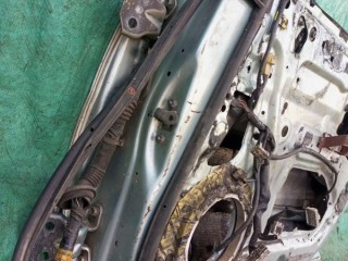 дверь, Subaru Forester 2002-2005