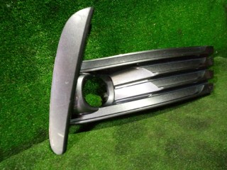 Накладка на противотуманную фару, ориг. номер 81481-02630, Toyota Corolla 2012-2016