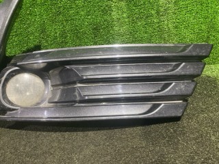 Рамка противотуманной фары, ориг. номер 8121002110, 81481-02630, Toyota Corolla 2016-2019