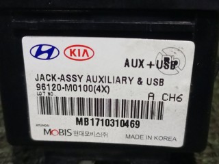 Разъем USB, ориг. номер 96120M0100, Hyundai Creta 2015-2020