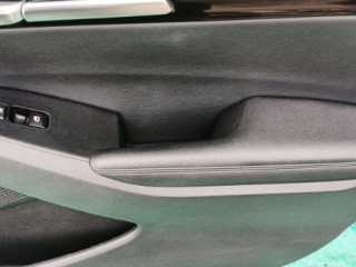 Обшивка двери, KIA Seltos 2019-2022