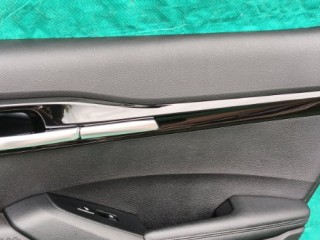 Обшивка двери, KIA Seltos 2019-2022