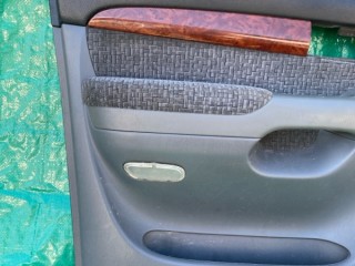 Обшивка двери, ориг. номер 676206A070B0, Toyota Land Cruiser Prado 2002-2007