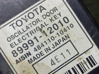 блок управления дверьми, ориг. номер 8999112010, Toyota Corolla Runx 2002-2004