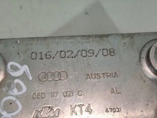 Радиатор масляный, ориг. номер 06D117021C, Audi A4 2000-2006