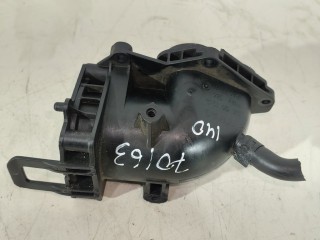 Патрубок (трубопровод, шланг) Volkswagen Passat 2011-2015