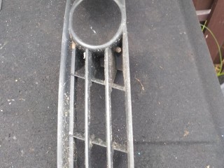 Решетка противотуманой фары левой, ориг. номер 3C0853665A, Volkswagen Passat 2005-2010
