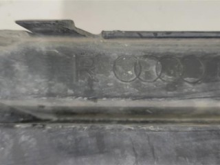 Решетка противотуманой фары правой, ориг. номер 8K0807682A, Audi A4 2007-2012