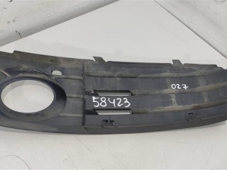 Решетка противотуманой фары правой, ориг. номер 8K0807682A, Audi A4 2007-2012