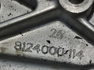Опорный кронштейн распредвалов, ориг. номер 06J103166A, 8124000114, Volkswagen Passat 2011-2015
