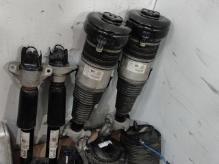 Комплект пневмо подвески, ориг. номер 4M0616005H, Audi RS Q8 2019-2024