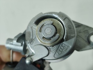 Личинка замка багажника, ориг. номер 8E0827573, 8E0827573A, 8E0827573C, 8E0827573D, Audi A6 2004-2008