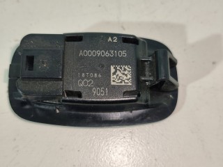 Подсветка салона, ориг. номер A0009063105, Mercedes GLC X253 2015-2019