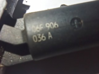 Форсунка, ориг. номер 06F906036G, 0261500020, 06F906036A, Audi A4 2000-2006