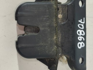 Замок багажника Audi A4 1994-1997, универсал, 8L0827505M