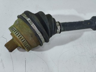 Полуось передняя правая (приводной вал, ШРУС), ориг. номер 8D0407272AQ, 8D0407272DL, 8D0407272BA, 8D0407454X, 8D0407452AX, 8D0407272AP, Audi A4 1994-1997