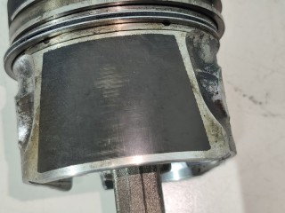 Поршень, ориг. номер BMM, BLS, BRR, BSU, BMP, BRS, Volkswagen Caddy 2004-2010