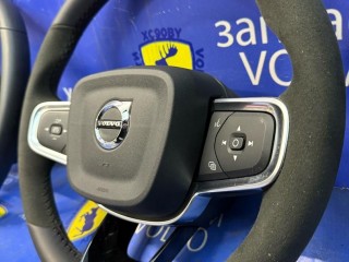 Руль, Volvo C40 2021-2026