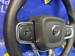 Руль, Volvo C40 2021-2026