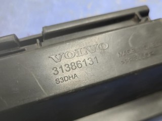 Кронштейн накладки на порог левый, ориг. номер 31386131, 31386129, Volvo V90 Cross Country рест
