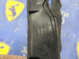 Молдинг лобового стекла левый, ориг. номер 31386574, 31686575, Volvo V90 Cross Country рест