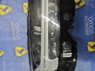 Фара правая, ориг. номер 32337685, Volvo V90 Cross Country рест