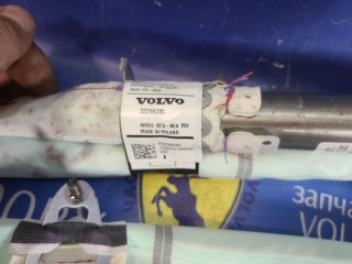 Подушка безопасности боковая (шторка) правая, ориг. номер 32296285, Volvo XC40 рест