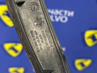 Молдинг лобового стекла левый, ориг. номер 31448939, Volvo XC40 рест