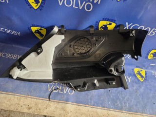 Обшивка багажника правая верхняя, ориг. номер 32244155, 32244157, Volvo XC40 рест