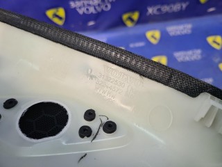Обшивка стойки передняя правая, ориг. номер 32244572, 31322530, Volvo XC40 рест