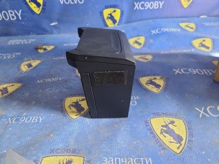 бардачок между сиденьями, ориг. номер 32275410, Volvo XC40 рест