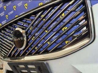 бампер передний, ориг. номер 32296893, Volvo XC60 2 2-й рест