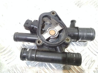 корпус термостата, ориг. номер 8200112054, Renault Megane 2 поколение 2002-2006