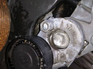натяжитель ремня генератора, ориг. номер 117501083R, Renault Megane 2 поколение 2002-2006