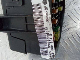 блок предохранителей, ориг. номер 3C0880204, Volkswagen Passat B6 2005-2010
