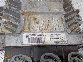 блок управления двигателем, ориг. номер 8200565863, Renault Megane 2 поколение 2002-2006