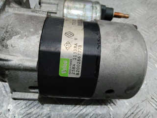 стартер, ориг. номер 8200266777, Renault Megane 2 поколение 2002-2006