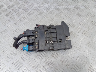 блок предохранителей, ориг. номер 243800011R, Renault Megane 3 поколение 2008-2014