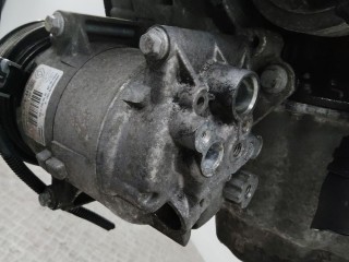 компрессор кондиционера, ориг. номер 8200940837, Renault Megane 2 поколение [рестайлинг] 2006-2009