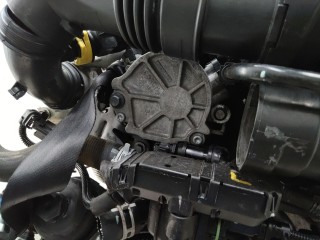 вакуумный насос, ориг. номер 9804021880, Peugeot 308 1 поколение [рестайлинг] 2011-2015